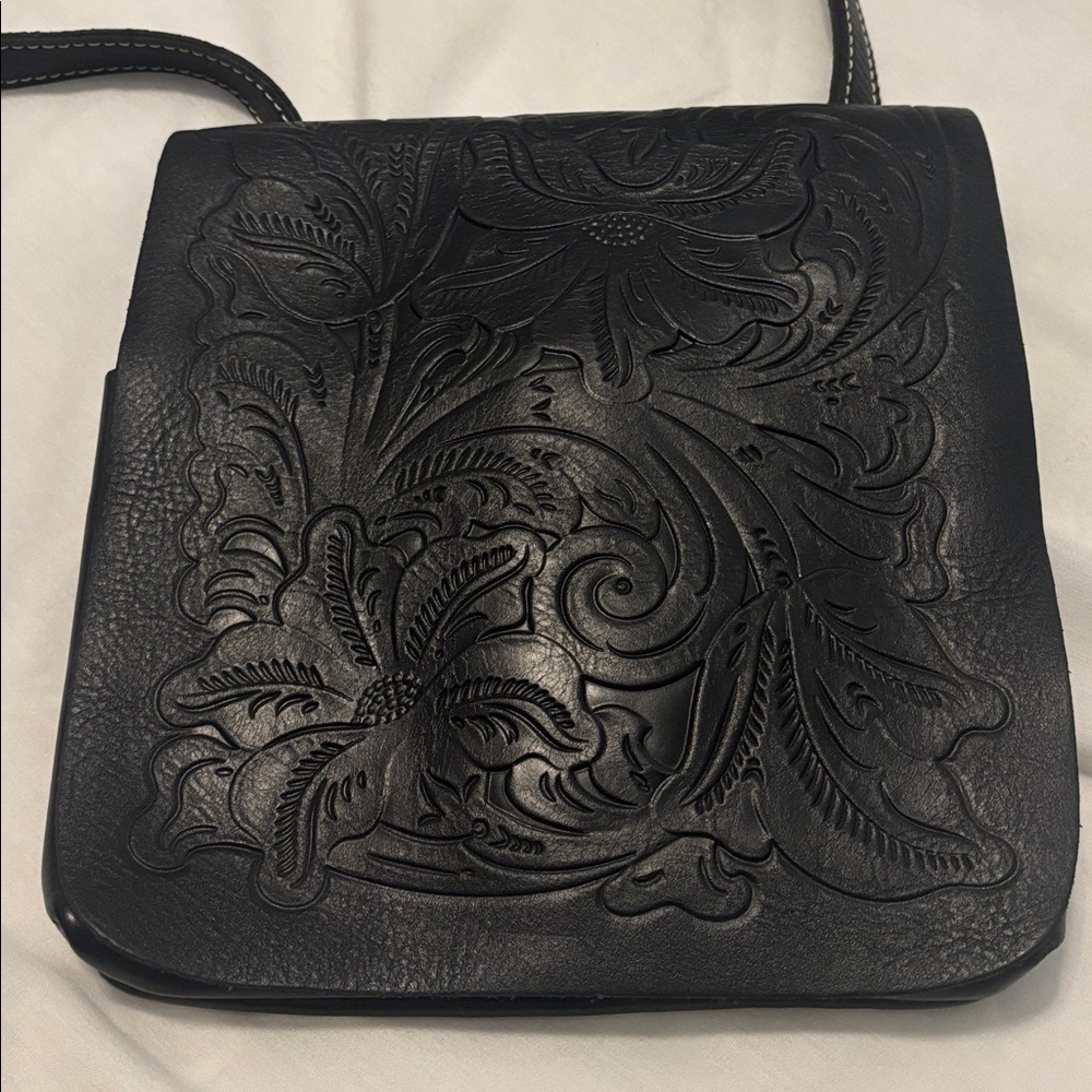 PATRICIA NASH Black Granada Flap Crossbody Bag Tooled Leather embossed NWOT